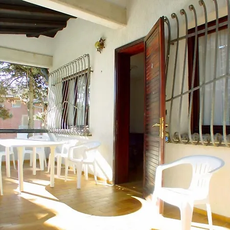 Wide Row House With Private Fenced Garden For 9 Guests In Lignano Pineta 4* Lignano Sabbiadoro