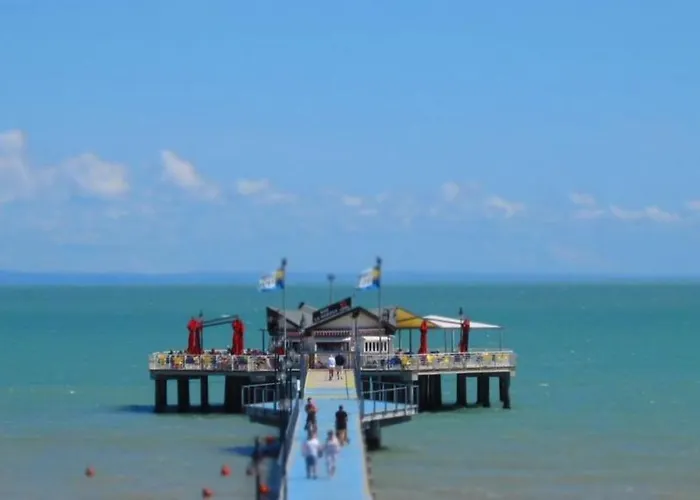 Wide Row House With Private Fenced Garden For 9 Guests In Lignano Pineta 4* Λινιάνο Σαμπιαντόρο