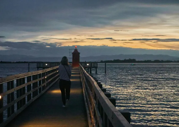 Ξενοδοχείο Wide Row House With Private Fenced Garden For 9 Guests In Lignano Pineta 4*